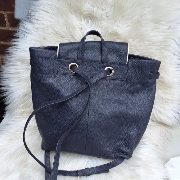 Kate Spade Navy blue pebbled leather backpack with white trim NWOT - Picture 5 of 14